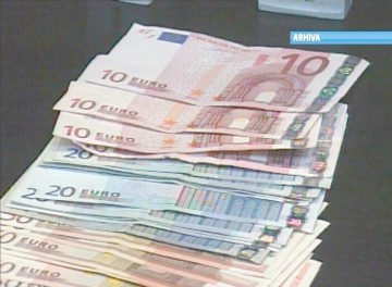 Un poliţist de frontieră a refuzat o mită de 20.000 de euro